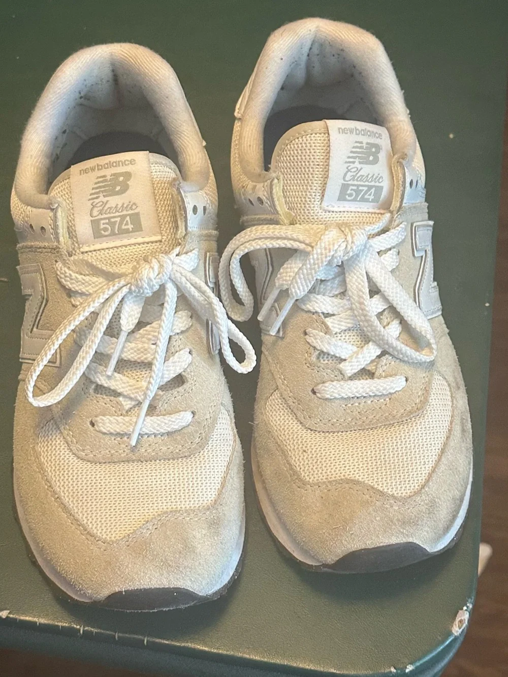 New Balance 574 Womens  Lightweight Sneakers in Cream/Light Gray